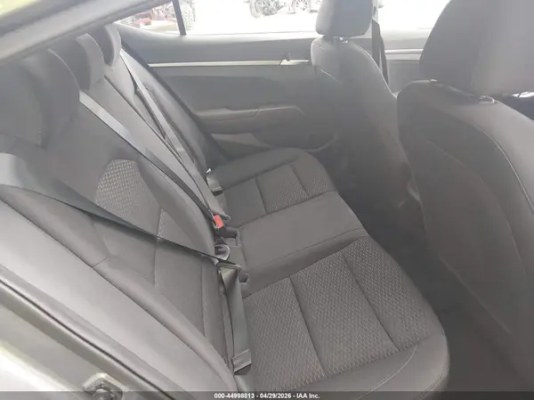 5NPD74LF1KH479443 2019 HYUNDAI ELANTRA - Image 8