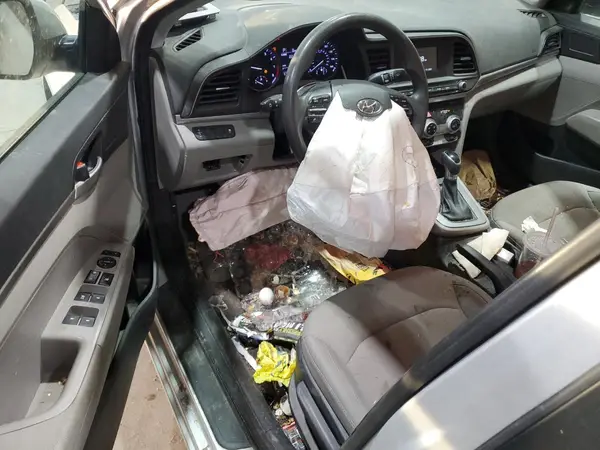 5NPD74LF1KH482603 2019 HYUNDAI ELANTRA - Image 8