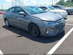 5NPD74LF1KH485744 2019 HYUNDAI ELANTRA