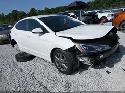 5NPD74LF1KH486439 2019 HYUNDAI ELANTRA