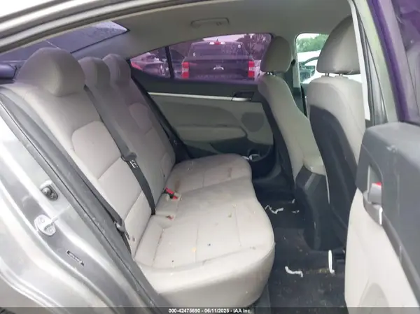 5NPD74LF1KH487509 2019 HYUNDAI ELANTRA - Image 8