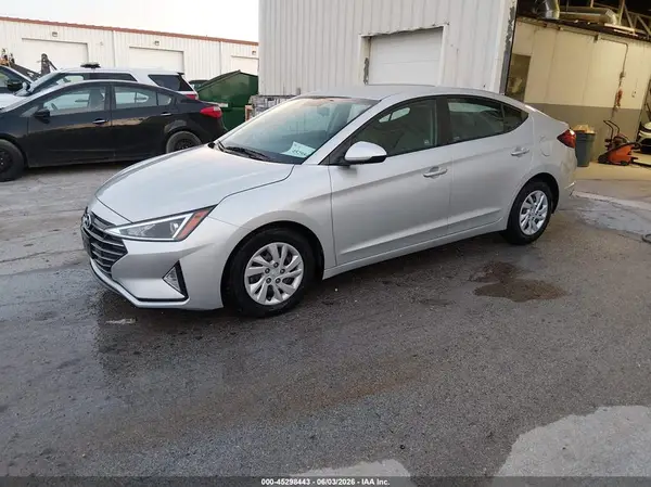 5NPD74LF1KH488496 2019 HYUNDAI ELANTRA - Image 2