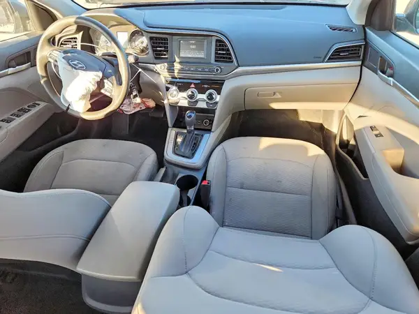 5NPD74LF1KH488983 2019 HYUNDAI ELANTRA - Image 8