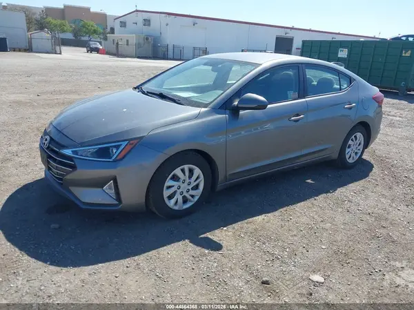 5NPD74LF1KH488997 2019 HYUNDAI ELANTRA - Image 2
