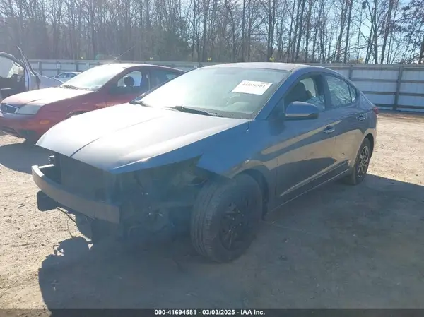 5NPD74LF1KH489759 2019 HYUNDAI ELANTRA - Image 2