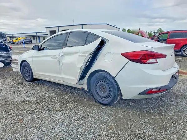 5NPD74LF1KH490619 2019 HYUNDAI ELANTRA - Image 2