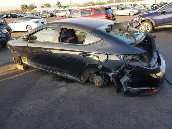 5NPD74LF1KH491723 2019 HYUNDAI ELANTRA - Image 2