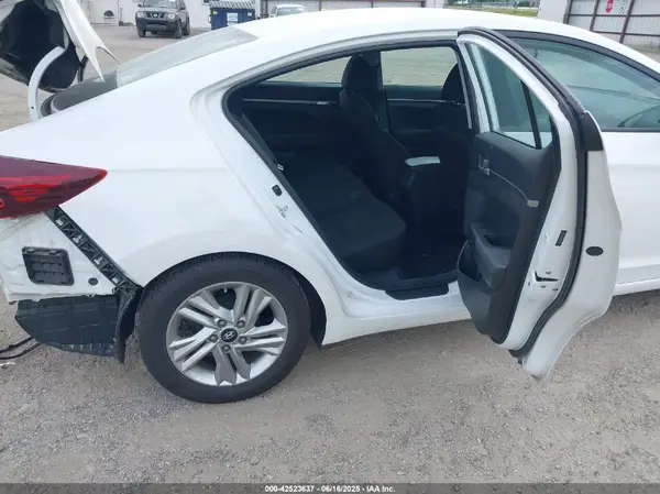 5NPD74LF1LH504648 2020 HYUNDAI ELANTRA - Image 8
