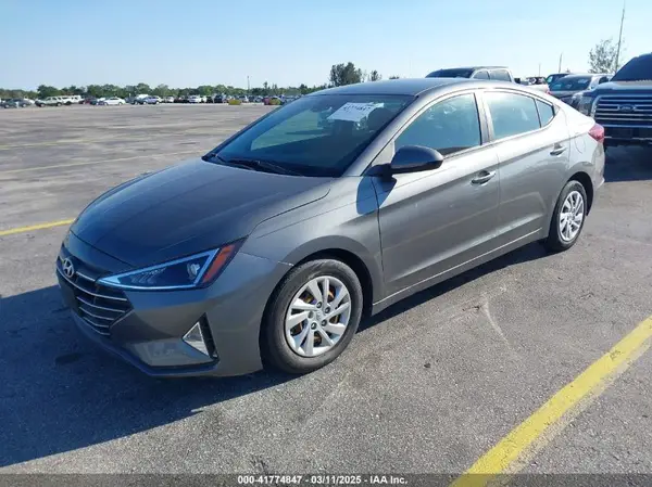 5NPD74LF1LH506965 2020 HYUNDAI ELANTRA - Image 2