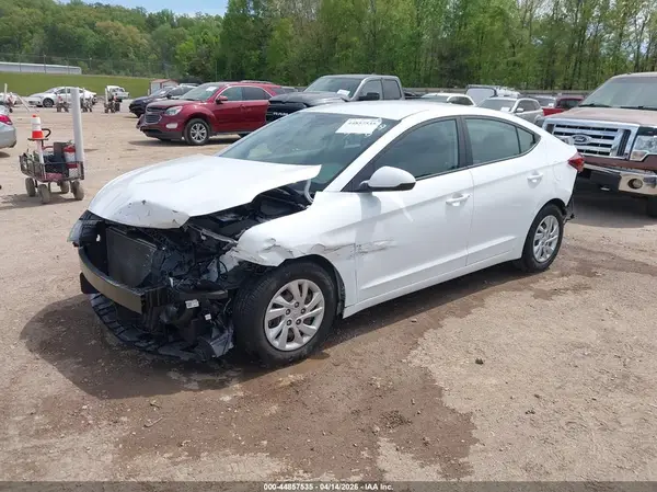 5NPD74LF1LH525189 2020 HYUNDAI ELANTRA - Image 2