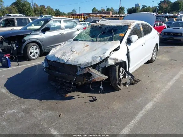5NPD74LF1LH543563 2020 HYUNDAI ELANTRA - Image 2