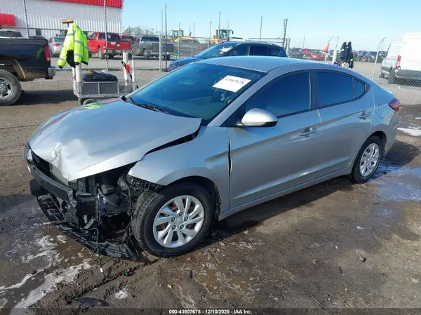 5NPD74LF1LH566163 2020 HYUNDAI ELANTRA - Image 2