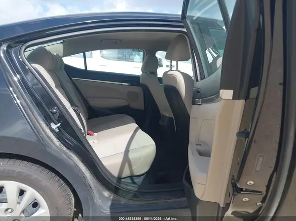 5NPD74LF1LH589135 2020 HYUNDAI ELANTRA - Image 8