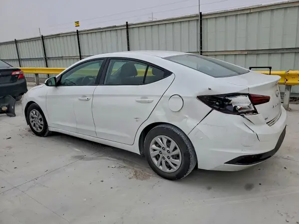 5NPD74LF1LH590267 2020 HYUNDAI ELANTRA - Image 2
