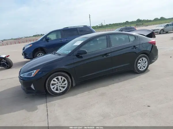 5NPD74LF1LH590284 2020 HYUNDAI ELANTRA - Image 2