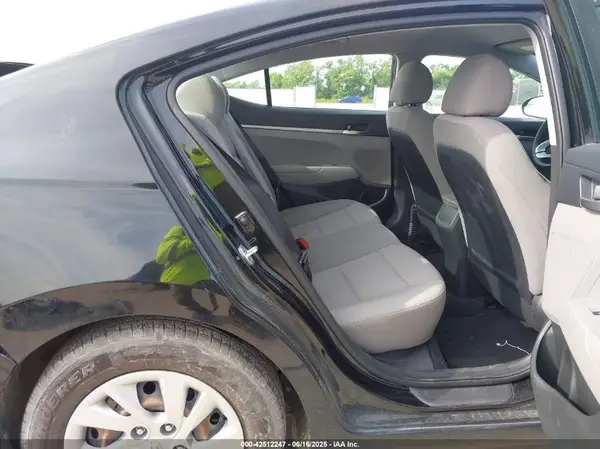 5NPD74LF1LH590284 2020 HYUNDAI ELANTRA - Image 8
