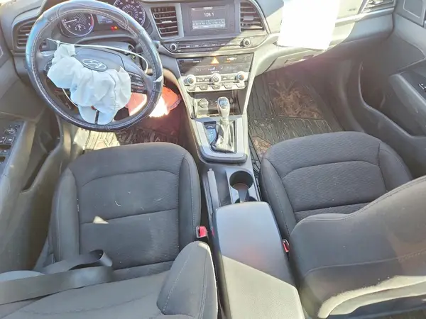 5NPD74LF1LH610677 2020 HYUNDAI ELANTRA - Image 8