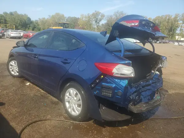 5NPD74LF2HH061014 2017 HYUNDAI ELANTRA - Image 2