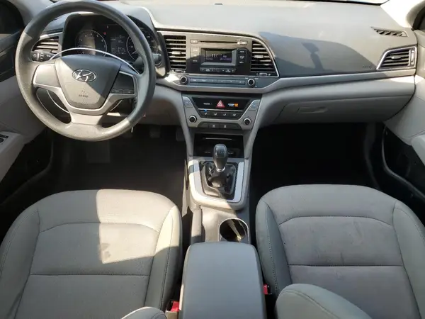 5NPD74LF2HH061014 2017 HYUNDAI ELANTRA - Image 8