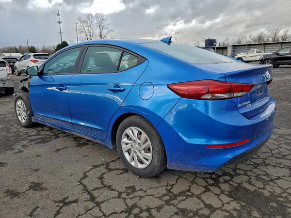 5NPD74LF2HH064611 2017 HYUNDAI ELANTRA - Image 2
