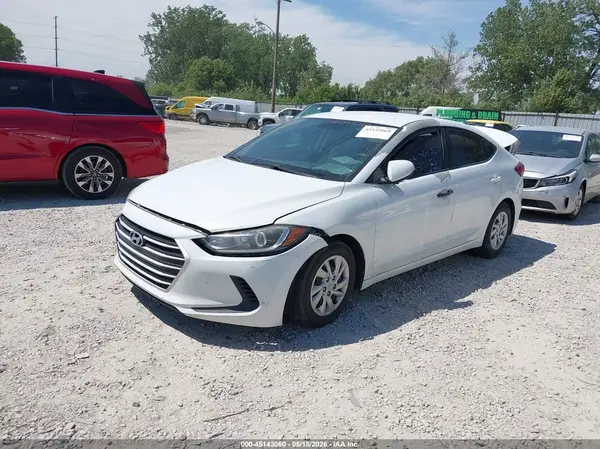 5NPD74LF2HH065452 2017 HYUNDAI ELANTRA - Image 2