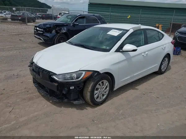 5NPD74LF2HH069162 2017 HYUNDAI ELANTRA - Image 2