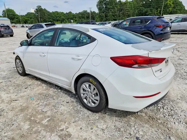 5NPD74LF2HH072398 2017 HYUNDAI ELANTRA - Image 2