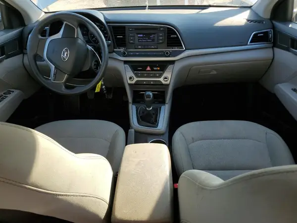 5NPD74LF2HH072675 2017 HYUNDAI ELANTRA - Image 8