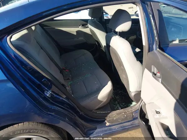 5NPD74LF2HH081019 2017 HYUNDAI ELANTRA - Image 8