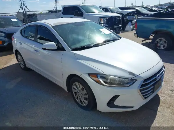 5NPD74LF2HH084647 2017 HYUNDAI ELANTRA - Image 1