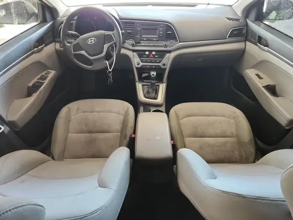 5NPD74LF2HH086799 2017 HYUNDAI ELANTRA - Image 8