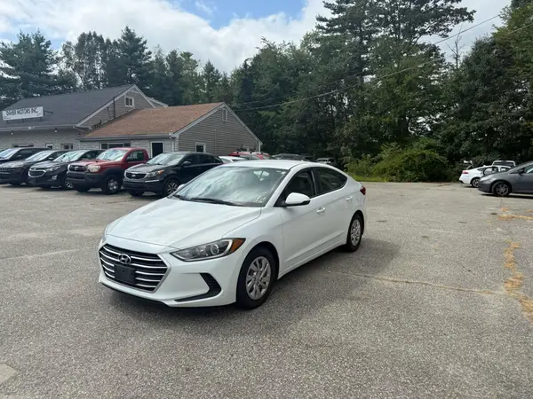 5NPD74LF2HH08897 2017 HYUNDAI ELANTRA - Image 2