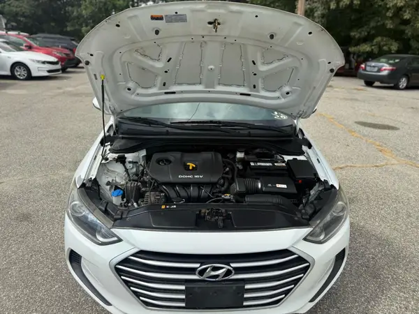 5NPD74LF2HH08897 2017 HYUNDAI ELANTRA - Image 8