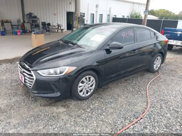 5NPD74LF2HH102192 2017 HYUNDAI ELANTRA - Image 2