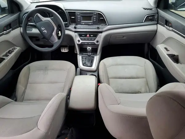 5NPD74LF2HH109692 2017 HYUNDAI ELANTRA - Image 8