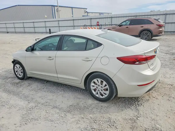 5NPD74LF2HH112608 2017 HYUNDAI ELANTRA - Image 2