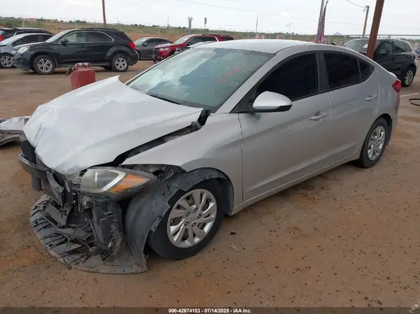 5NPD74LF2HH113144 2017 HYUNDAI ELANTRA - Image 2