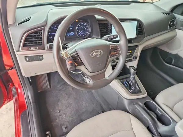 5NPD74LF2HH120336 2017 HYUNDAI ELANTRA - Image 8