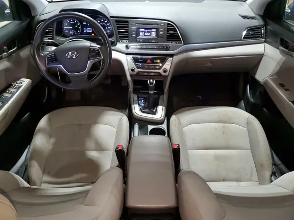 5NPD74LF2HH125598 2017 HYUNDAI ELANTRA - Image 8