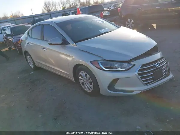 5NPD74LF2HH127447 2017 HYUNDAI ELANTRA - Image 1