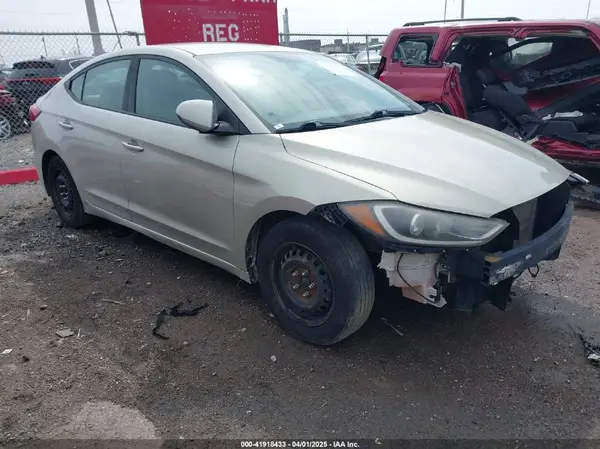 5NPD74LF2HH127481 2017 HYUNDAI ELANTRA - Image 1