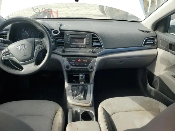 5NPD74LF2HH133216 2017 HYUNDAI ELANTRA - Image 8