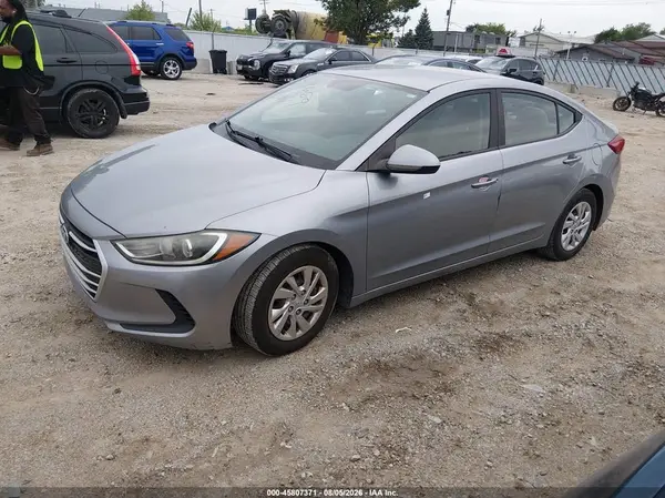 5NPD74LF2HH137184 2017 HYUNDAI ELANTRA - Image 2