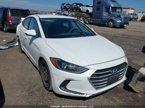 5NPD74LF2HH137637 2017 HYUNDAI ELANTRA - Image 1