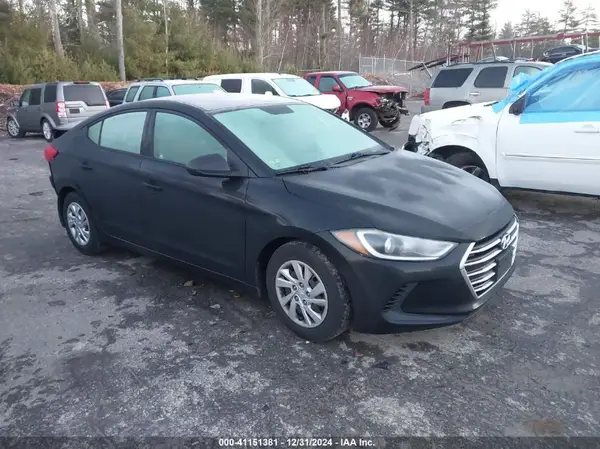 5NPD74LF2HH141154 2017 HYUNDAI ELANTRA - Image 1