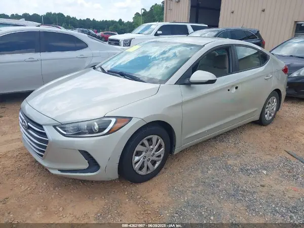 5NPD74LF2HH141249 2017 HYUNDAI ELANTRA - Image 2