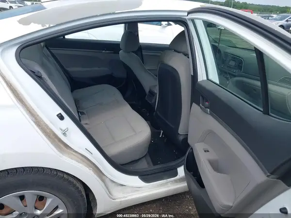 5NPD74LF2HH145818 2017 HYUNDAI ELANTRA - Image 8