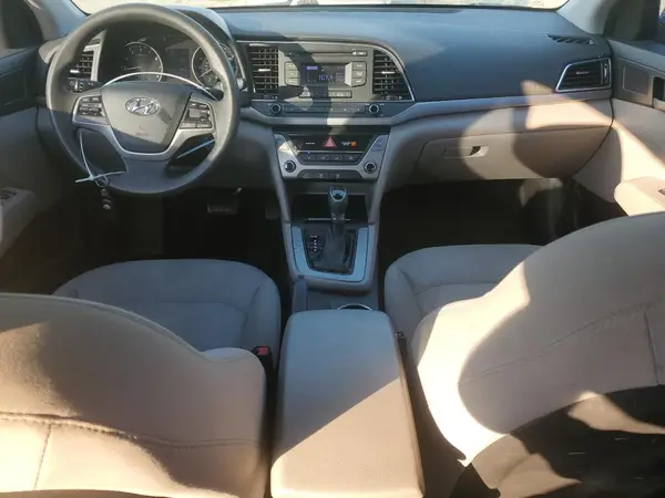 5NPD74LF2HH147407 2017 HYUNDAI ELANTRA - Image 8