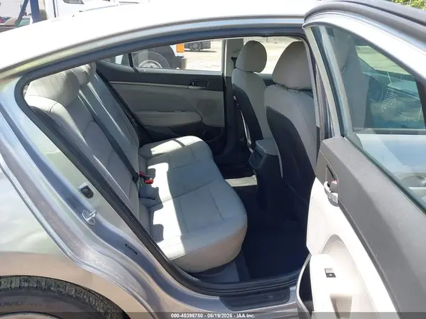 5NPD74LF2HH148914 2017 HYUNDAI ELANTRA - Image 8