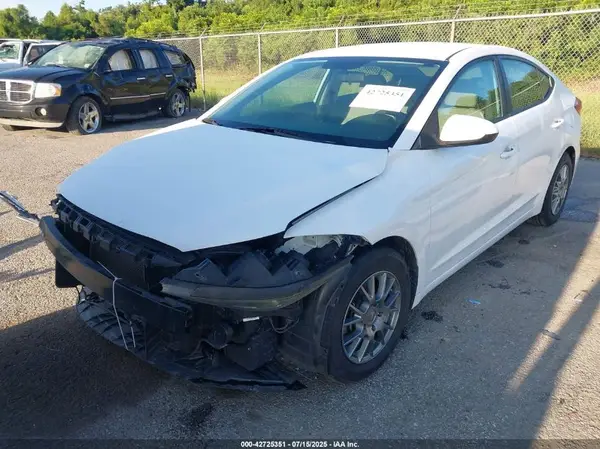5NPD74LF2HH155071 2017 HYUNDAI ELANTRA - Image 2